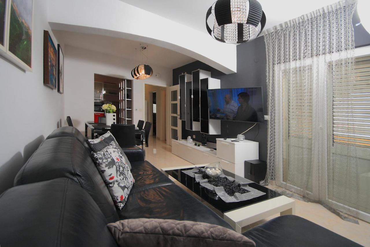Lavanda Residence With Heated Pool Trogir Split Donji Okrug  Εξωτερικό φωτογραφία