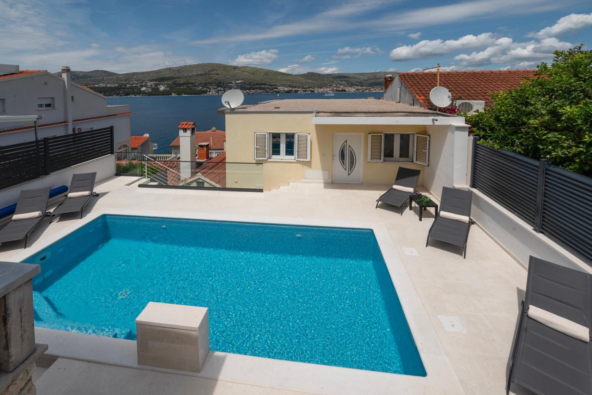 Lavanda Residence With Heated Pool Trogir Split Donji Okrug  Εξωτερικό φωτογραφία