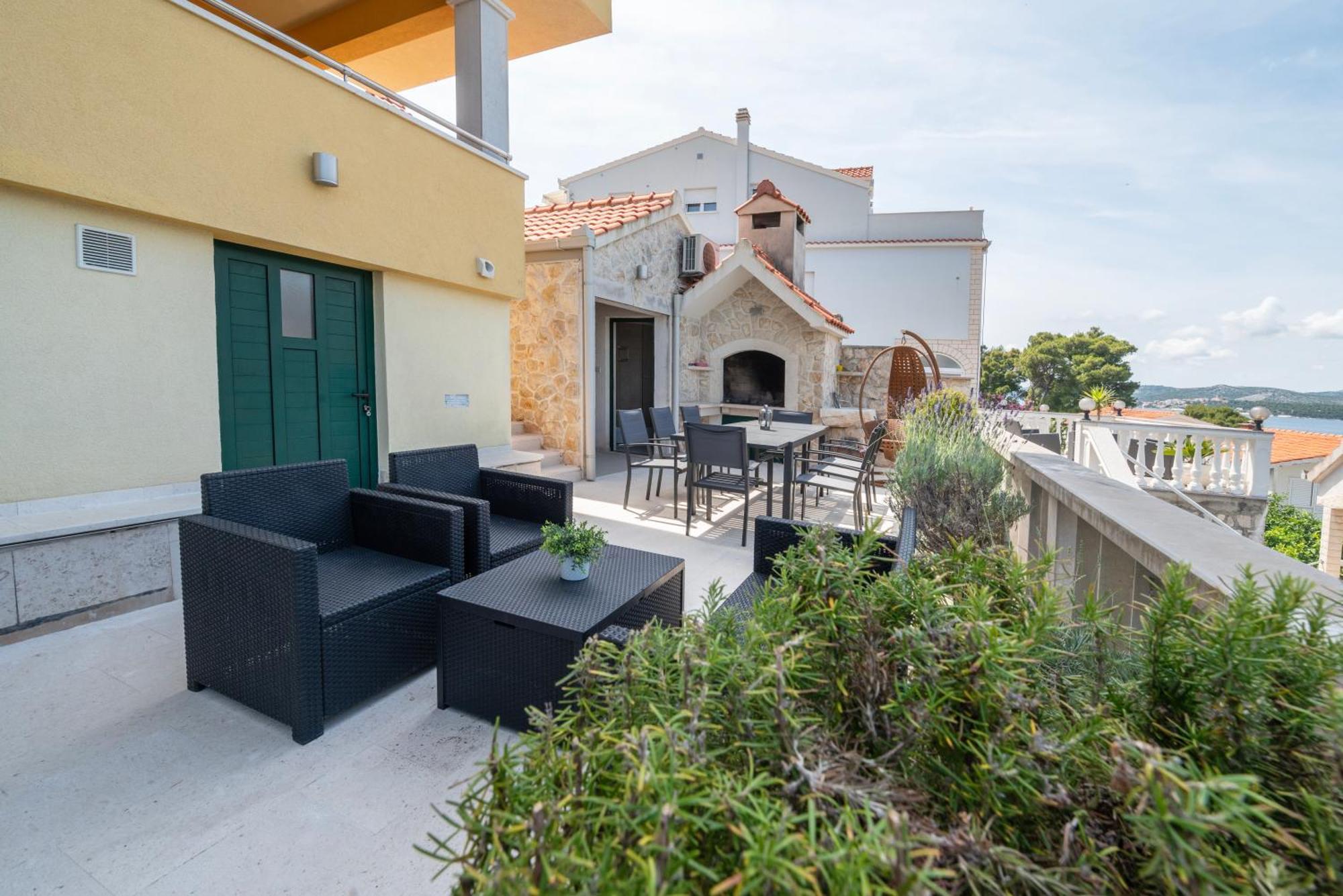 Lavanda Residence With Heated Pool Trogir Split Donji Okrug  Εξωτερικό φωτογραφία